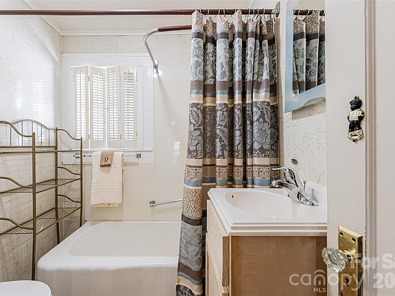 24th image of this home