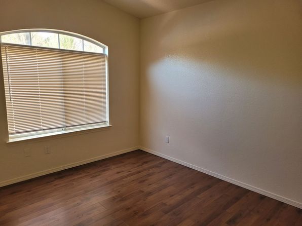 5820 Day Dreamer Rd NW