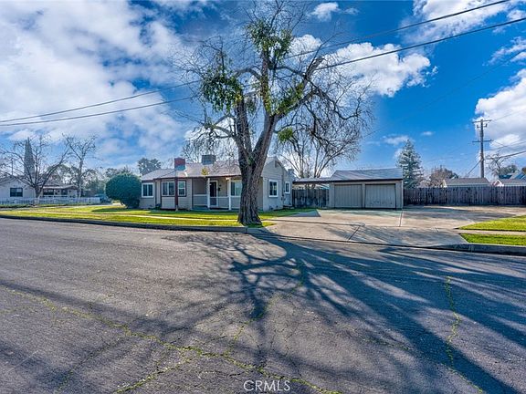 3rd image of 598 E 19th St