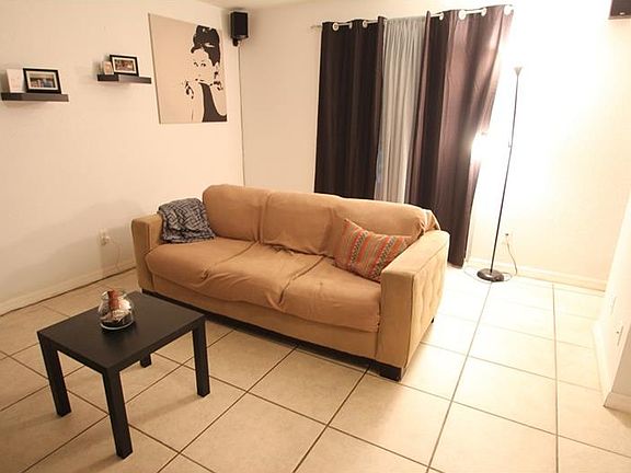 3rd image of 4427 Hector Ct APT 8