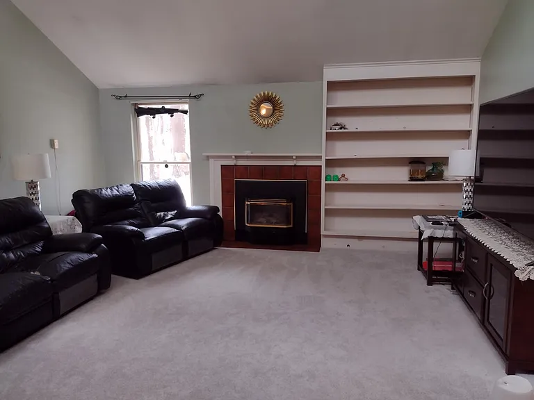 17 Sand Spurrey Rd — Photo 3