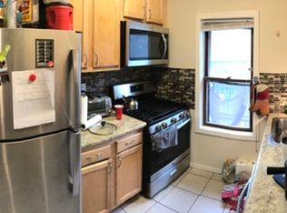 543 W Mifflin St APT 2, Madison, WI 53703