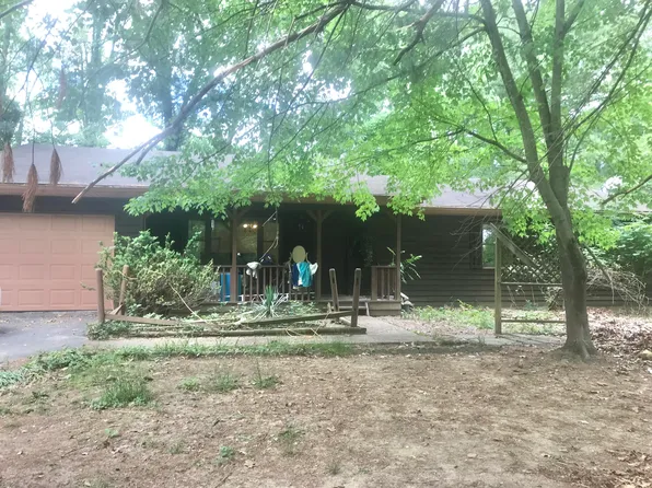 1037 Geiger Ln, Ashland, KY 41101