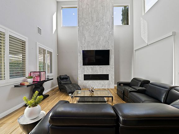 4th image of 9718 Wildflower Vista Ave #4