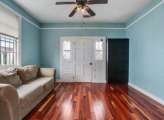 4th image of 1213 Desire St