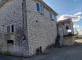 320 Harding Park, Bronx, NY 10473