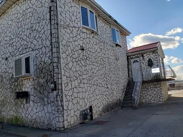 320 Harding Park, Bronx, NY 10473