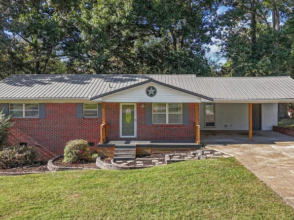 203 County Road 142, Riceville, TN 37370