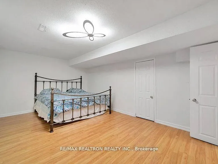 28 Hartwell Way — Photo 20