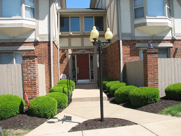 1380 Willow Brook Cv #1 — Photo 1