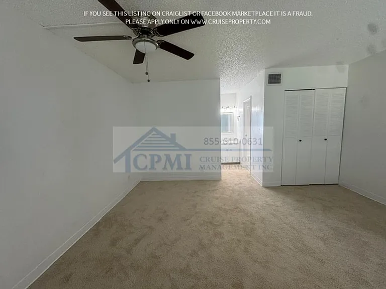 2930 Forest Hills Blvd — Photo 22