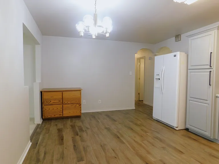 705 Sun Valley Dr — Photo 8