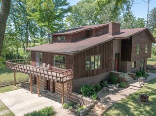 5876 State Route 26 N, Freeport, IL 61032