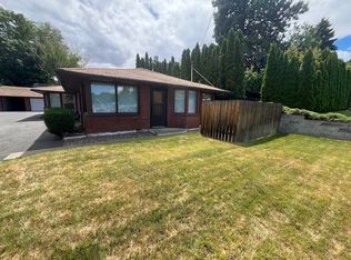 2006 Tieton Dr, Yakima, WA 98902