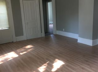 123 W Van Buren St APT A, Ottawa, IL 61350