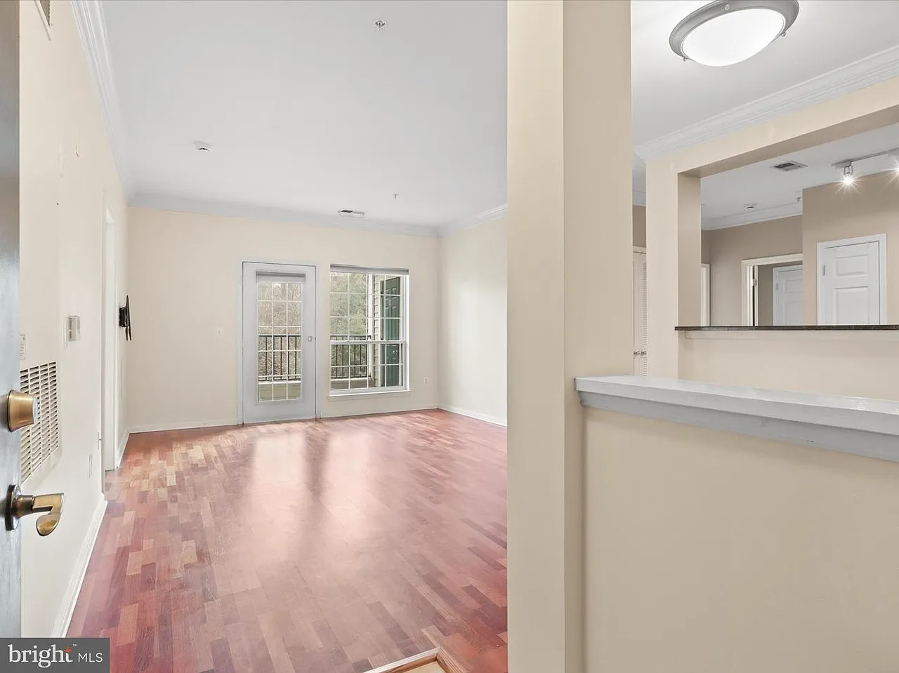 2 bed, 1094 sqft, $2,900 — Photo 4