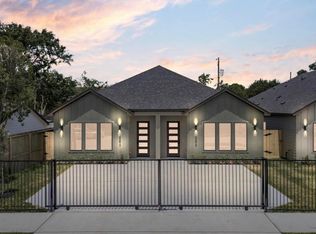 6624 Saint Augustine St #B, Houston, TX 77021