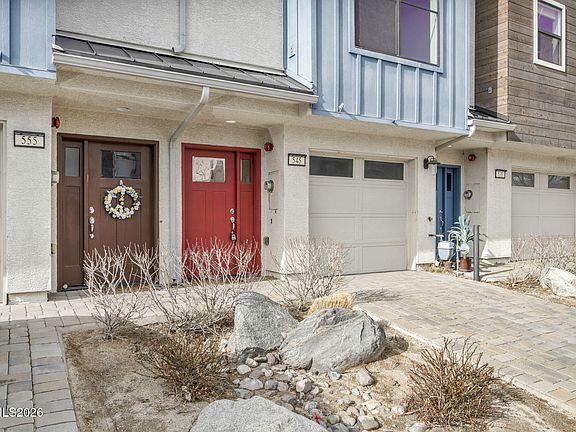 2nd image of 545 Gloria May Ln