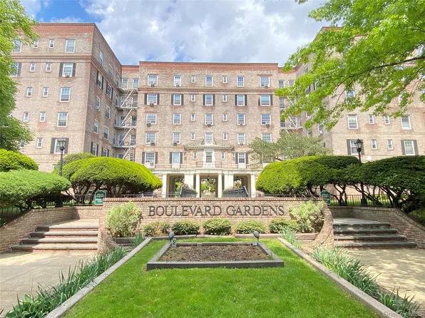 55-23 31st Avenue UNIT 1F, Woodside, NY 11377
