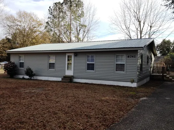 6741 Tung Ave W, Theodore, AL 36582