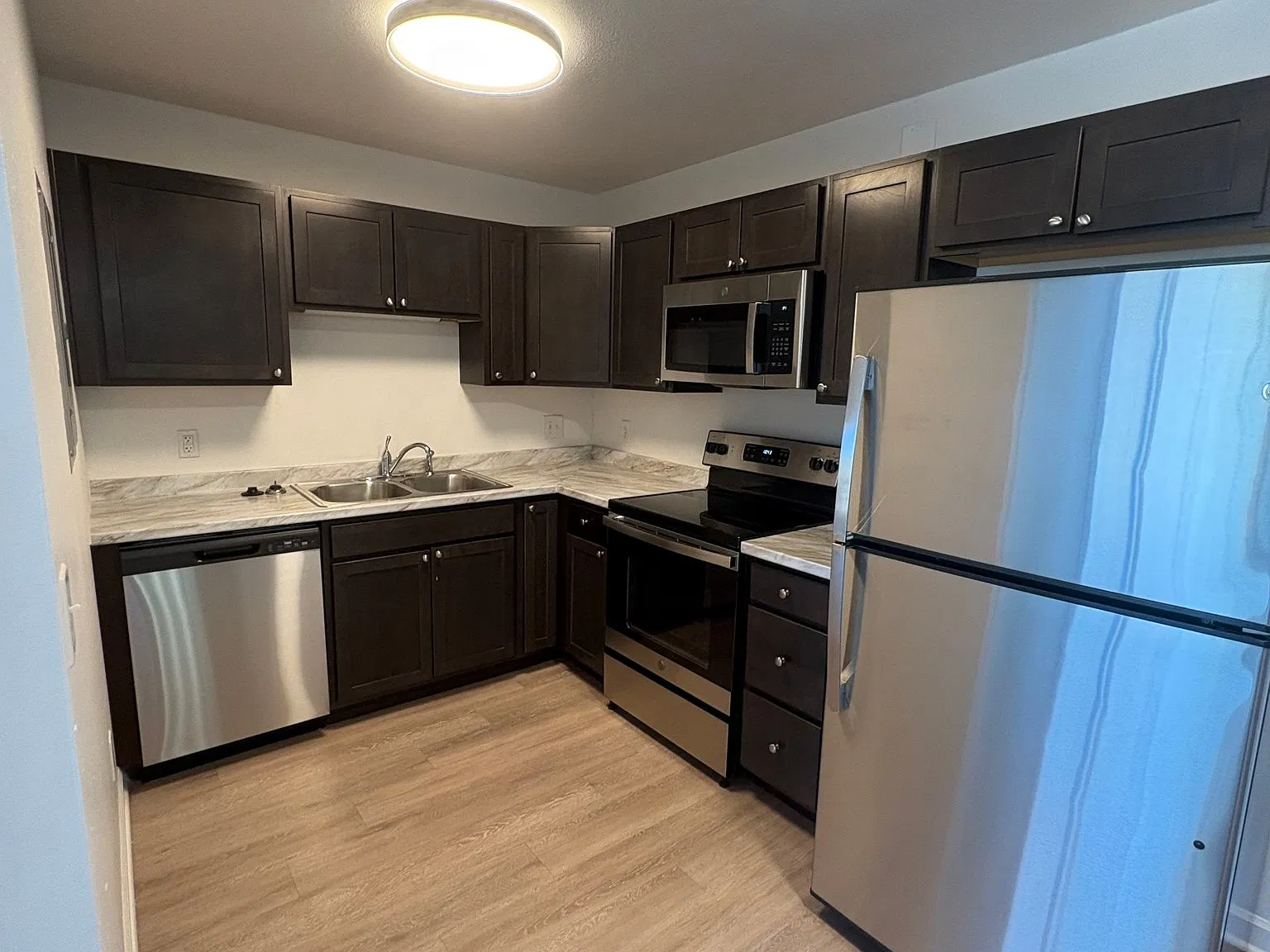 Tantra Lake Apartments 9032H — Photo 3