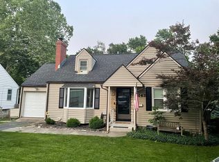 5143 Maple St, Mission, KS 66202