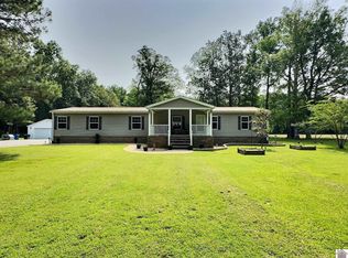606 Goldenrod Rd, Hazel, KY 42049