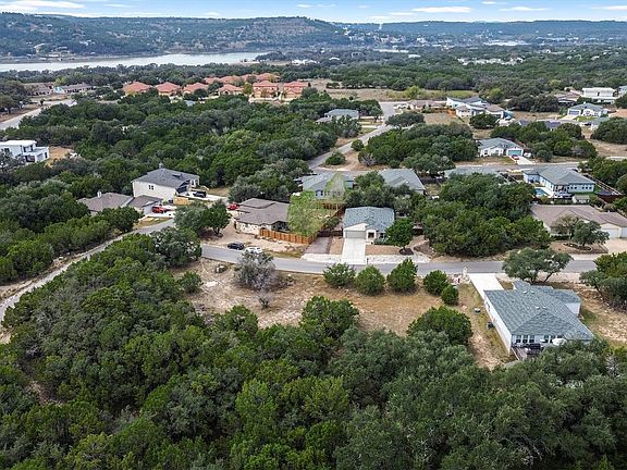 3rd image of 21002 Santa Rosa Ave