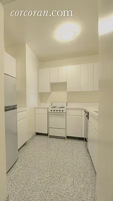 Rented by Corcoran | media 23