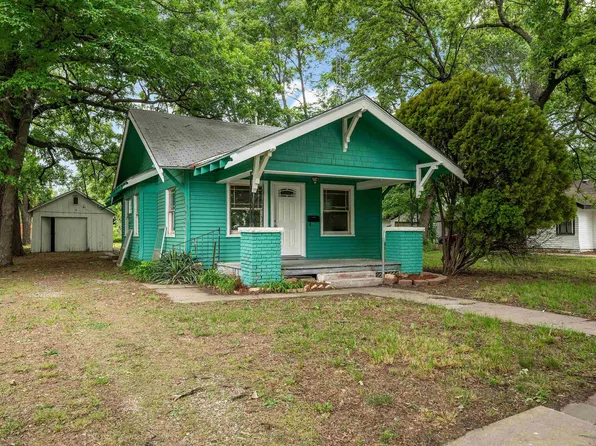 907 N Taylor St, El Dorado, KS 67042