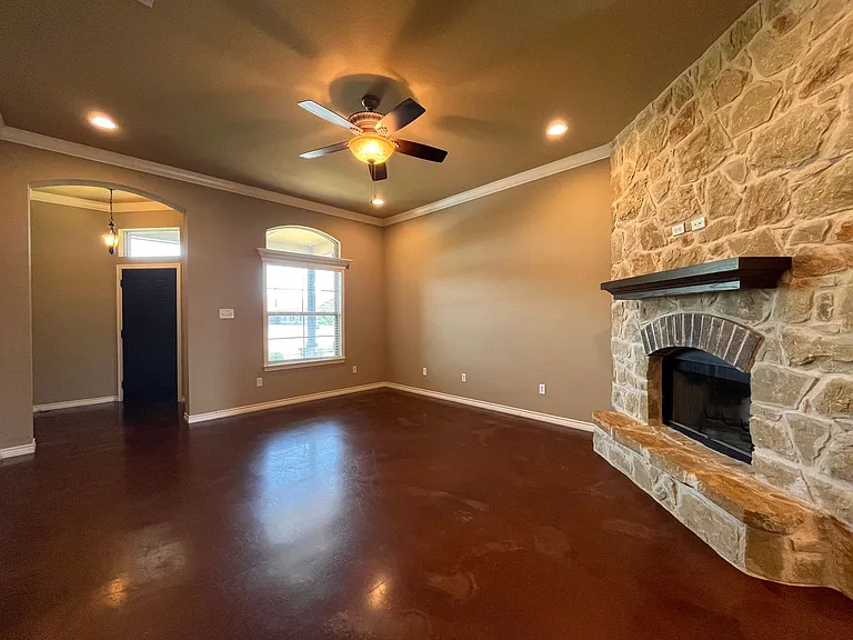 3109 Silver Saddle Dr — Photo 25