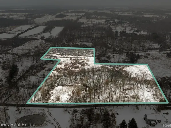 Harper Rd, Mason, MI 48854