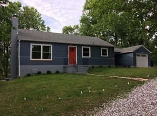 225 E Red Bud Rd, Knoxville, TN 37920
