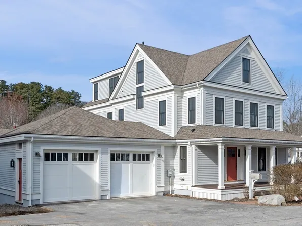 38 School St, Manchester, MA 01944