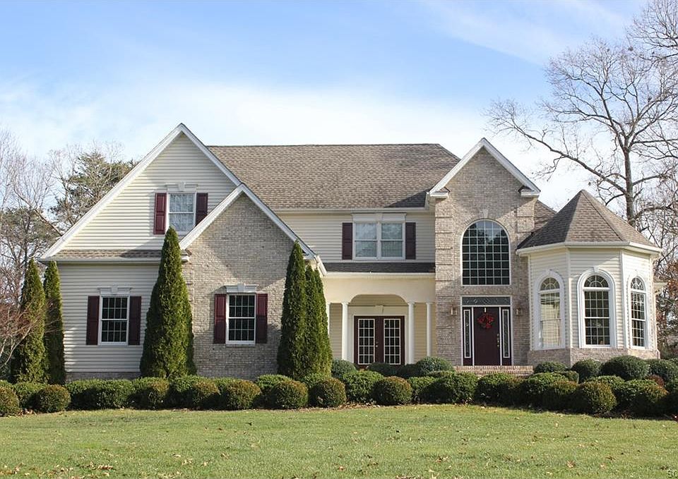 1st image of 1 Hidden Hills Ct