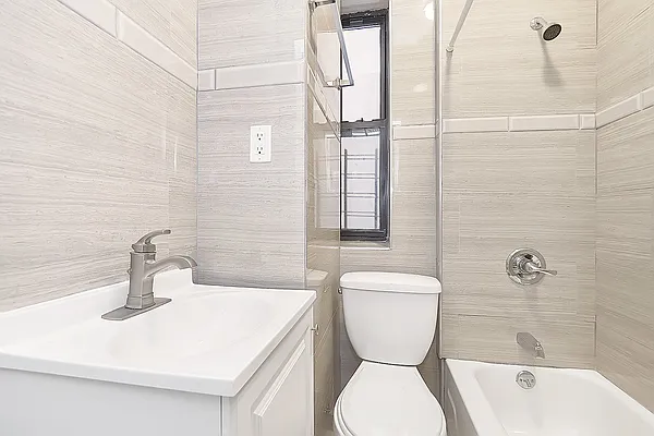 Rented by United Group | media 12