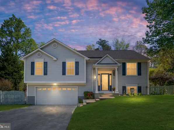 19 Acacia Ct, Fredericksburg, VA 22405