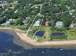 9 Trynz Ln, Hampton Bays, NY 11946