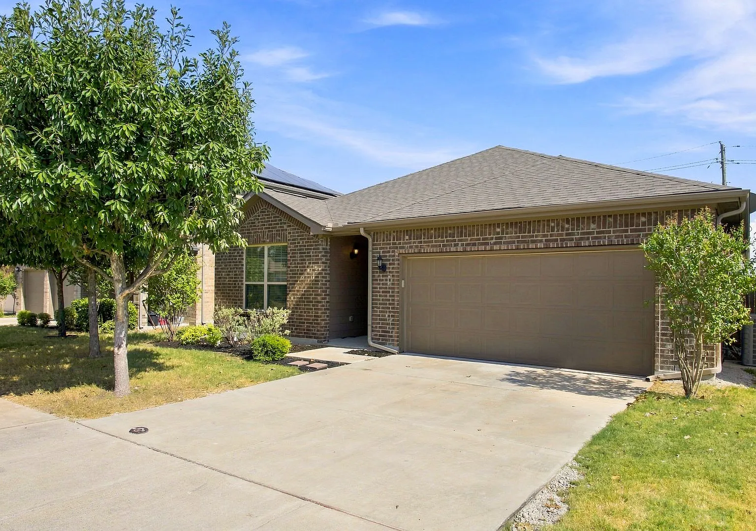 Beautiful Family Home — Photo 1