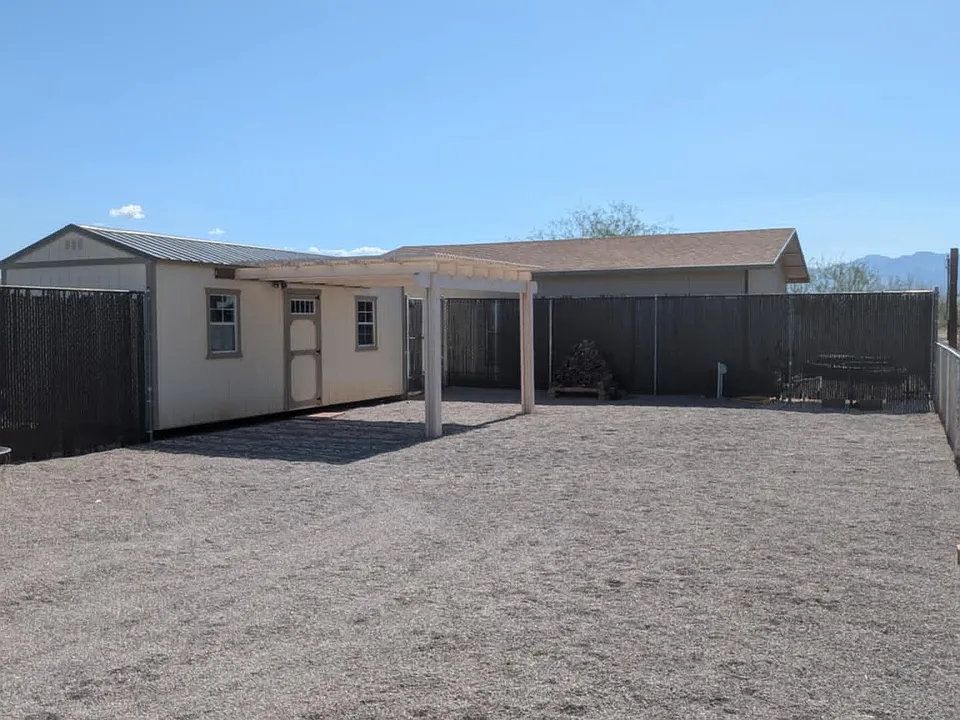 7845 W Dos Rotundo #B