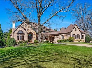 130 Manor Lake Ct, Milton, GA 30004
