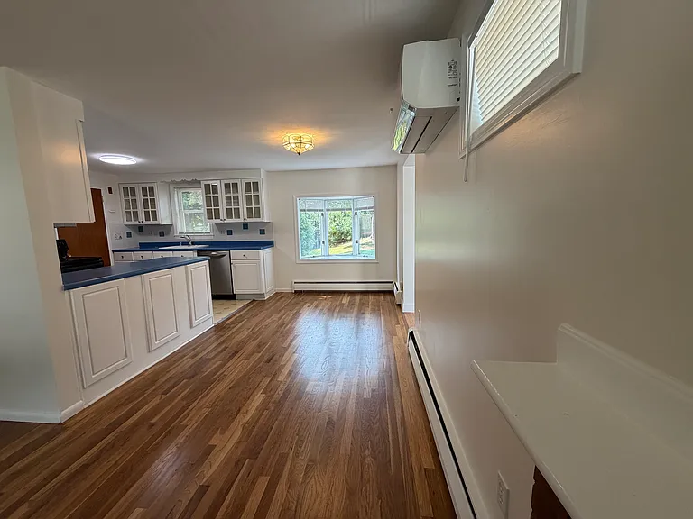 36 Carroll Rd — Photo 4