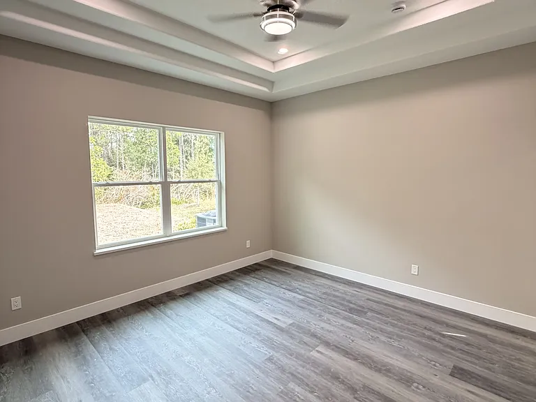 10 Lyons Pl #A — Photo 9