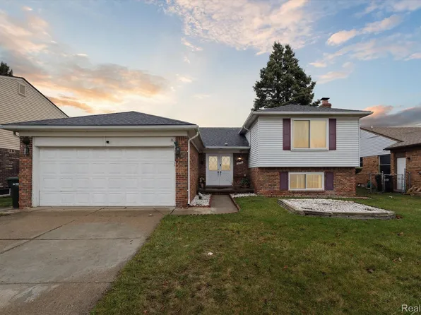 13439 Brougham Dr, Sterling Heights, MI 48312