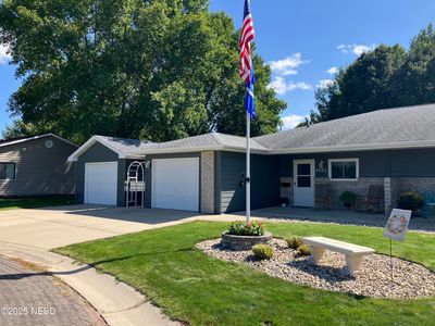 902 1/2 E 9th Ave, Milbank, SD, 57252