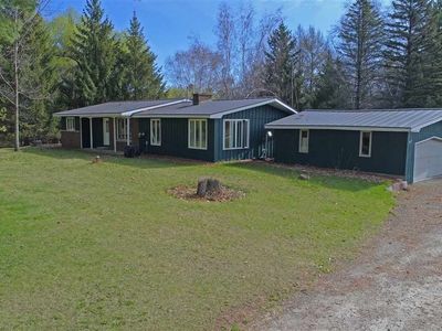 N8712 Lutz Rd, Iola, WI, 54945