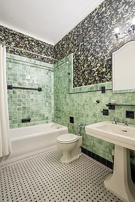 Sold by Compass | media 9