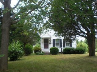 4 Ox Bow Rd, East Falmouth, MA 02536