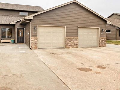 8213 W 56th St, Sioux Falls, SD, 57106