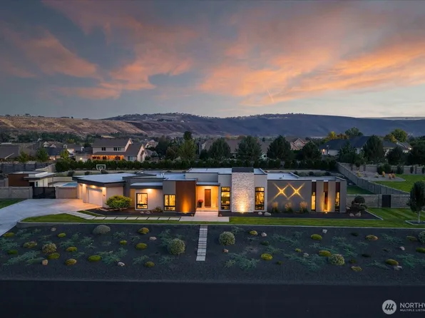 104423 E Addison Avenue, Kennewick, WA 99338